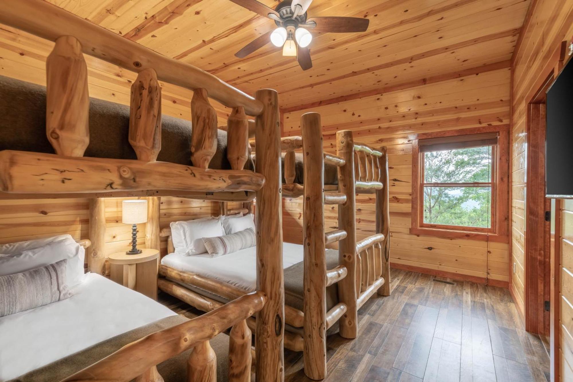 Sugarland By Avantstay Sleeps 28 Home Theatre Two Hot Tubs Indoor Pool Incredible Views Pigeon Forge Ngoại thất bức ảnh