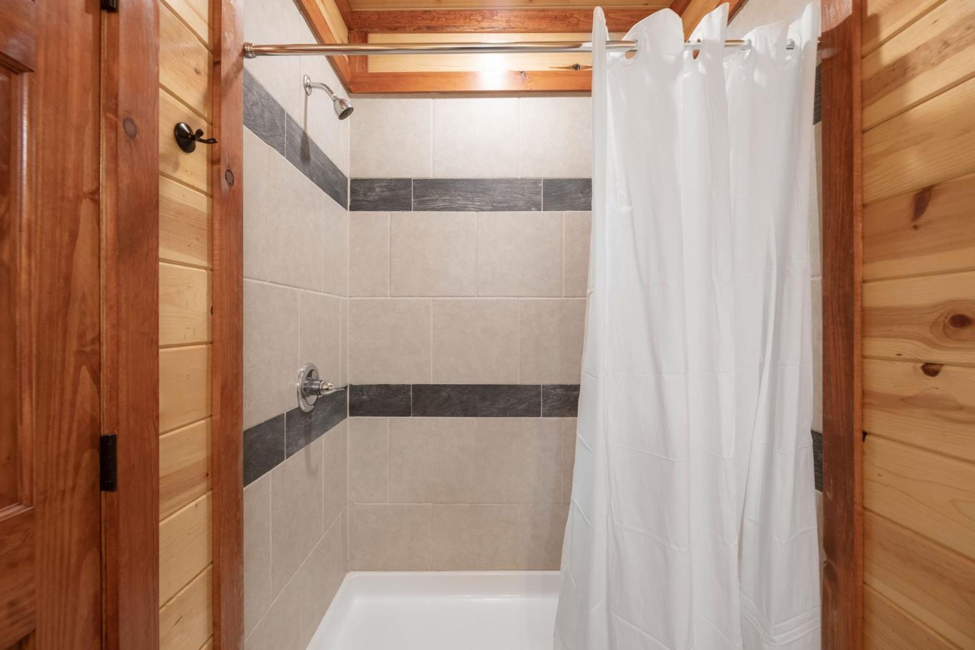 Sugarland By Avantstay Sleeps 28 Home Theatre Two Hot Tubs Indoor Pool Incredible Views Pigeon Forge Ngoại thất bức ảnh